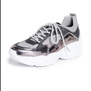 Kendall + Kylie Women’s Focus 2 Sneakers